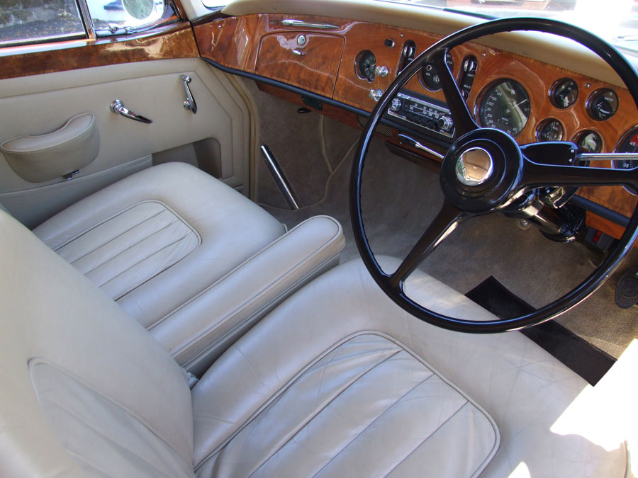 1960 Bentley S2 HJ Mulliner Coupe